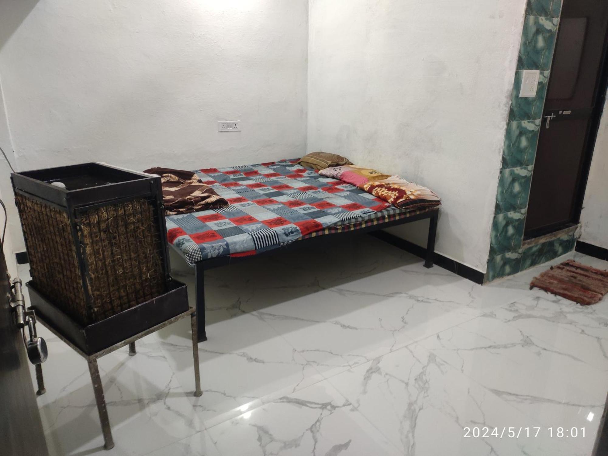 Kuber Bhandari Guest House And Hotel Sehore ภายนอก รูปภาพ
